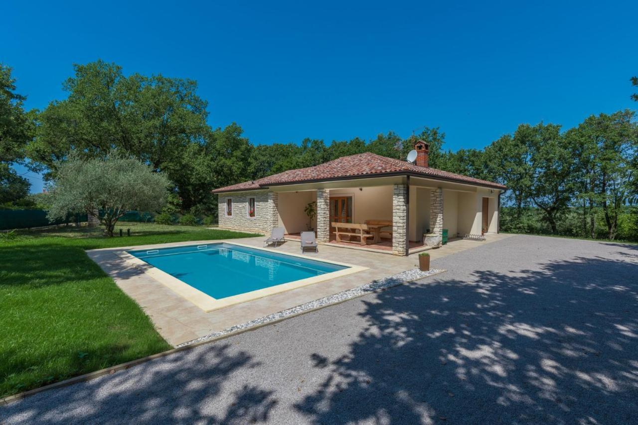 Villa Mirabella Umag Exterior foto