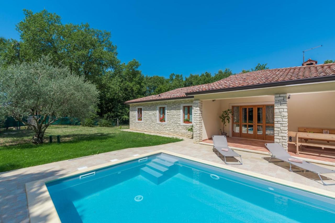 Villa Mirabella Umag Exterior foto