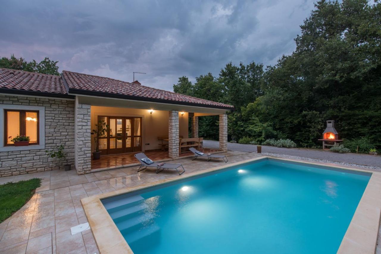 Villa Mirabella Umag Exterior foto