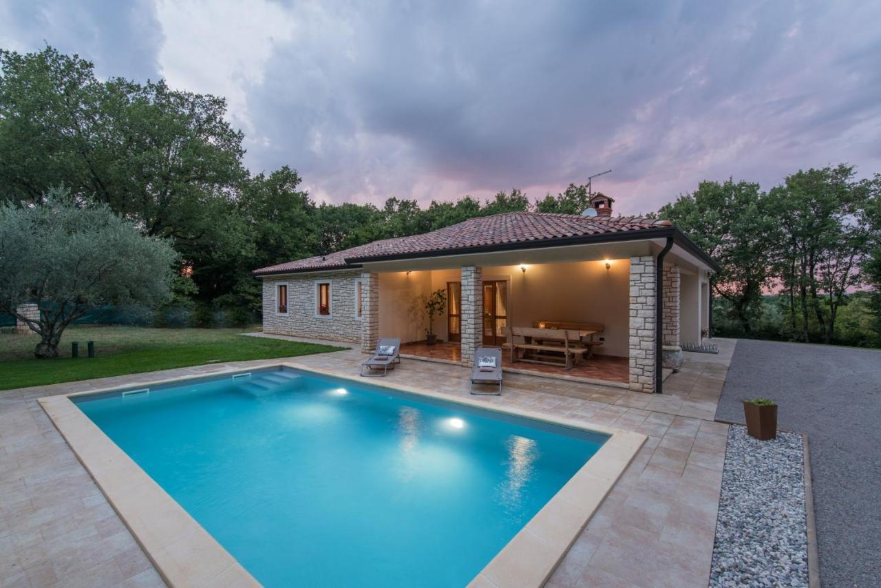 Villa Mirabella Umag Exterior foto