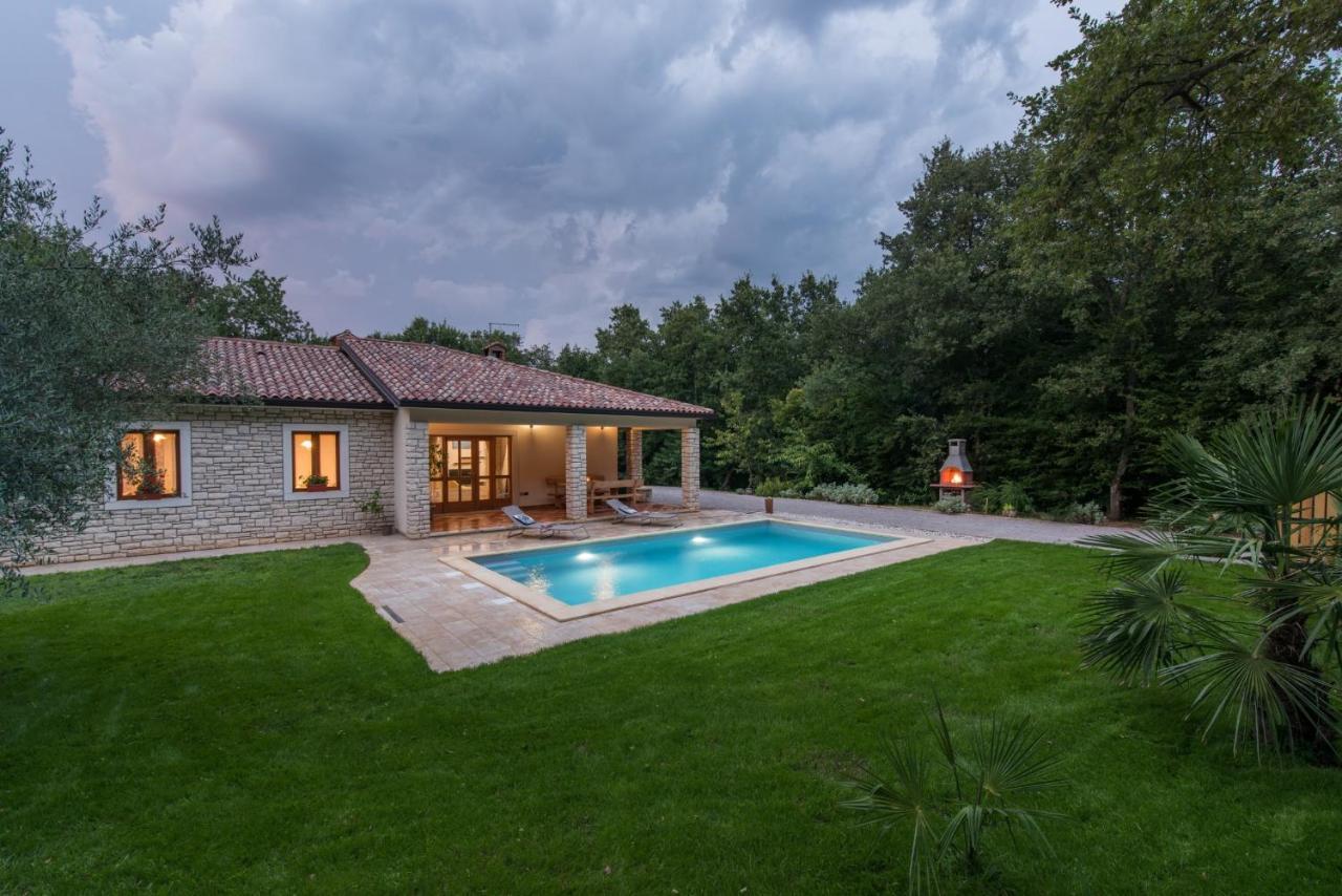Villa Mirabella Umag Exterior foto