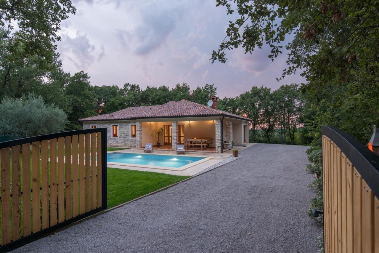 Villa Mirabella Umag Exterior foto