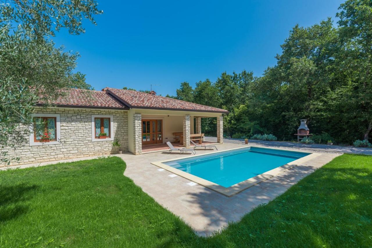 Villa Mirabella Umag Exterior foto